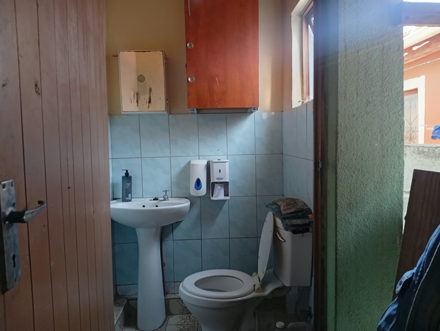 3 Bedroom Property for Sale in Victoria Mxenge Western Cape
